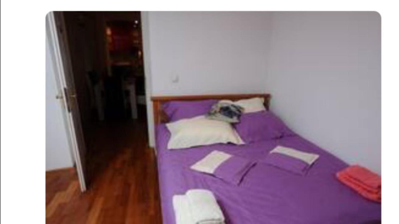 Market Plaza Promo Price ! Apartment